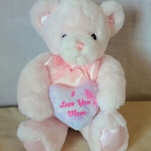 PENELOPE w/ I LOVE YOU MOM HEART