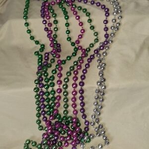 COLORED GLOBE BEAD NECKLACE